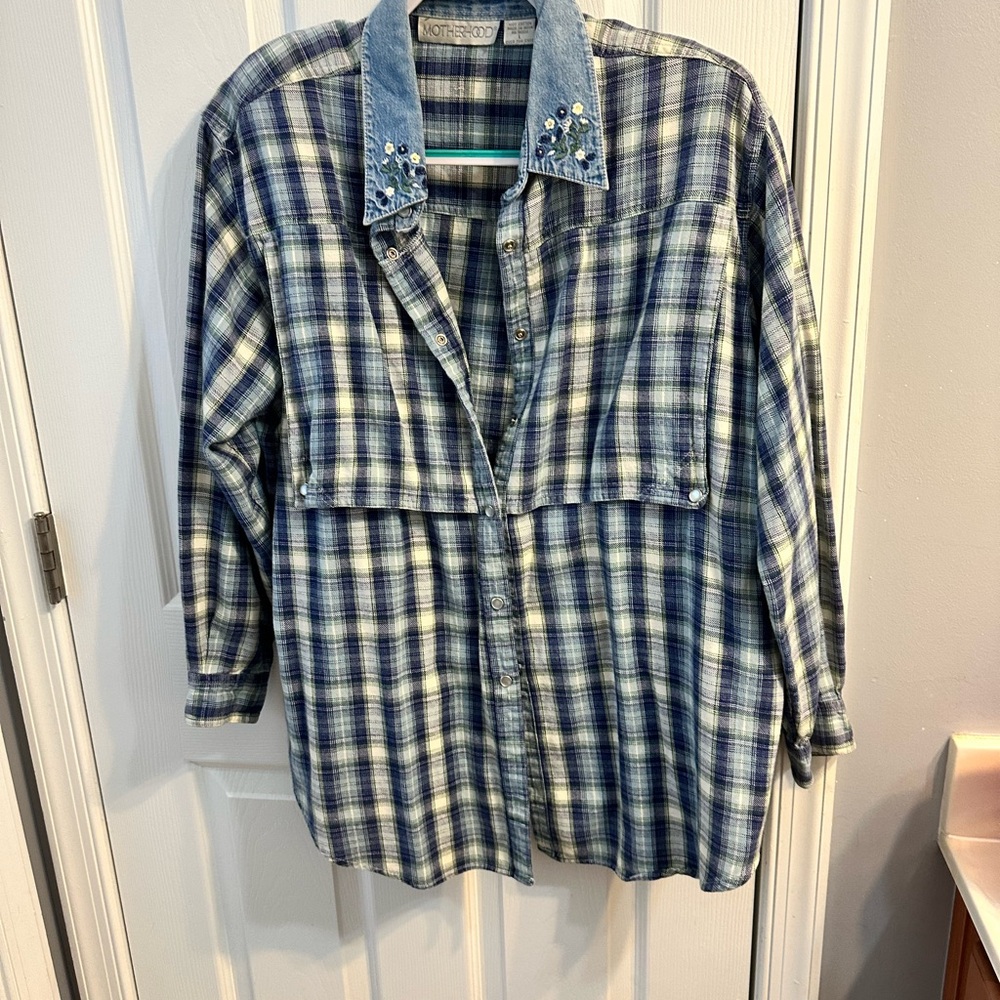 Motherhood Blue and White Plaid Button-Down Shirt with Embellished Collar